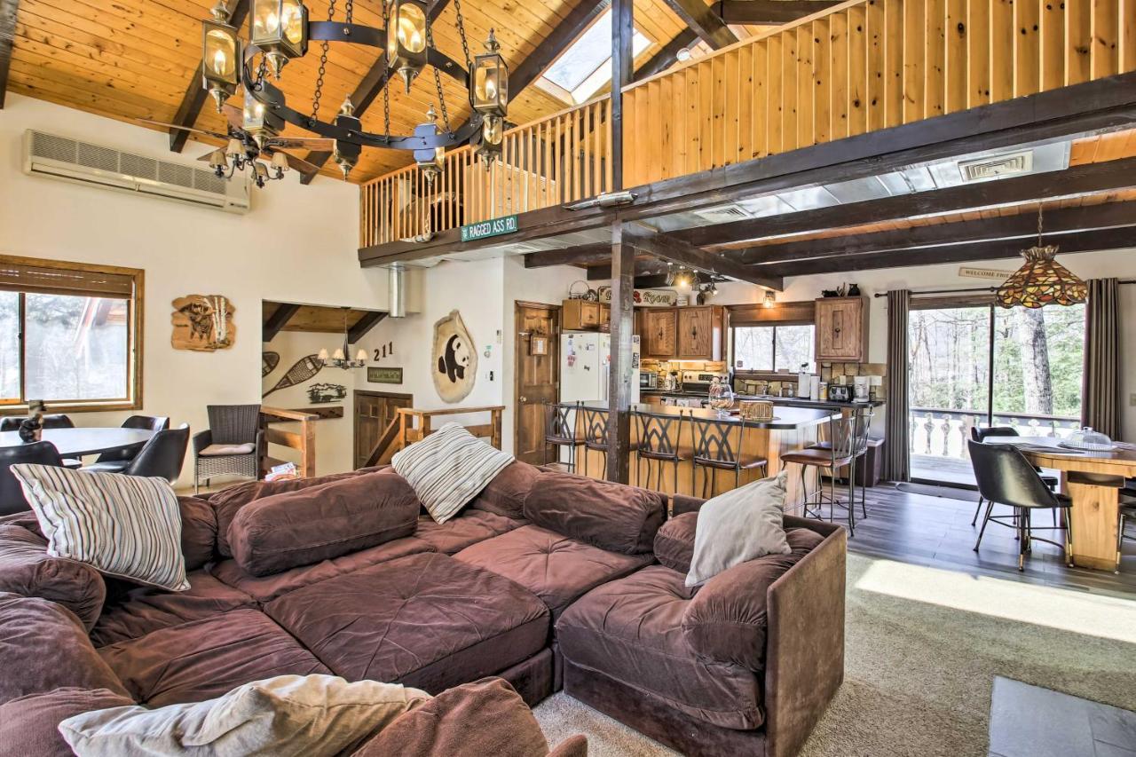 Swiss-Style Chalet With Fireplace - Near Story Land! Бартлетт Экстерьер фото