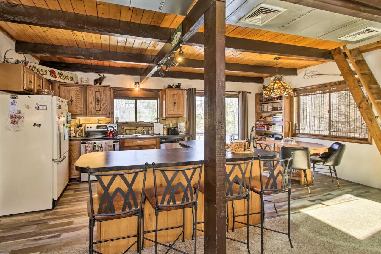 Swiss-Style Chalet With Fireplace - Near Story Land! Бартлетт Экстерьер фото