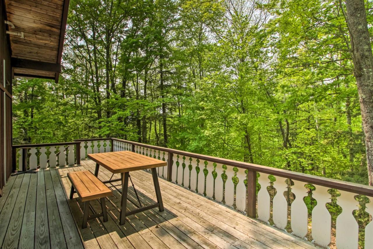 Swiss-Style Chalet With Fireplace - Near Story Land! Бартлетт Экстерьер фото
